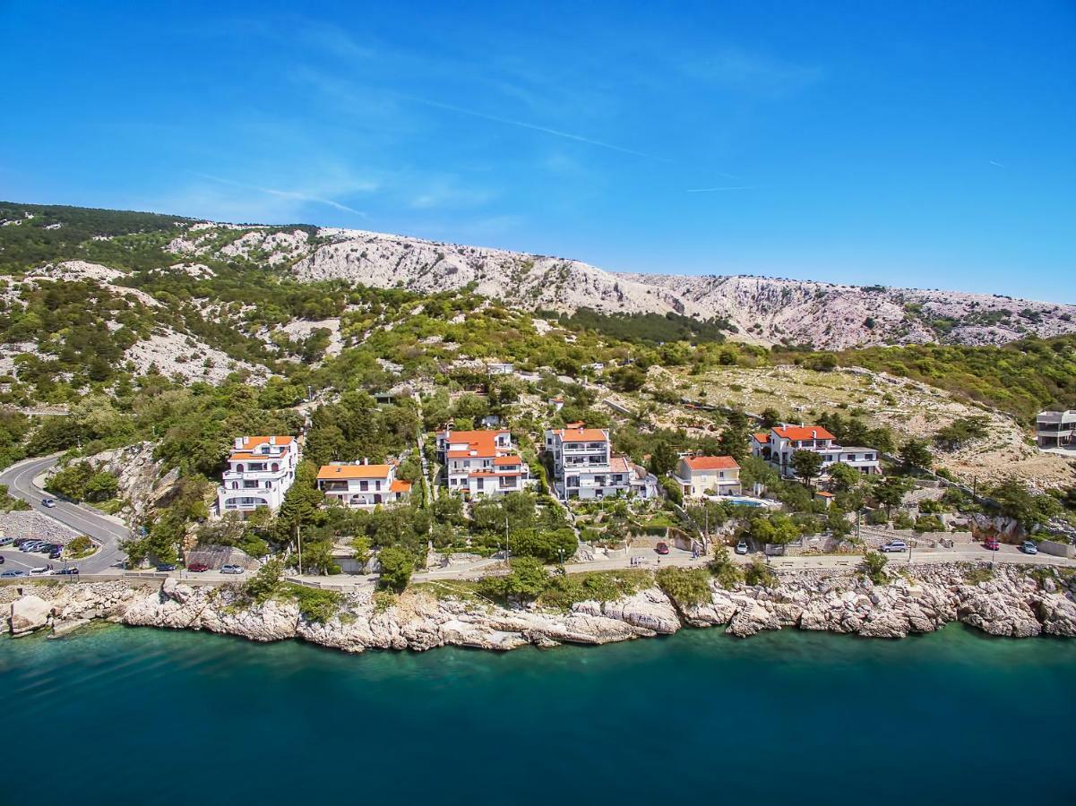 Apartments Kricin II Башка Экстерьер фото