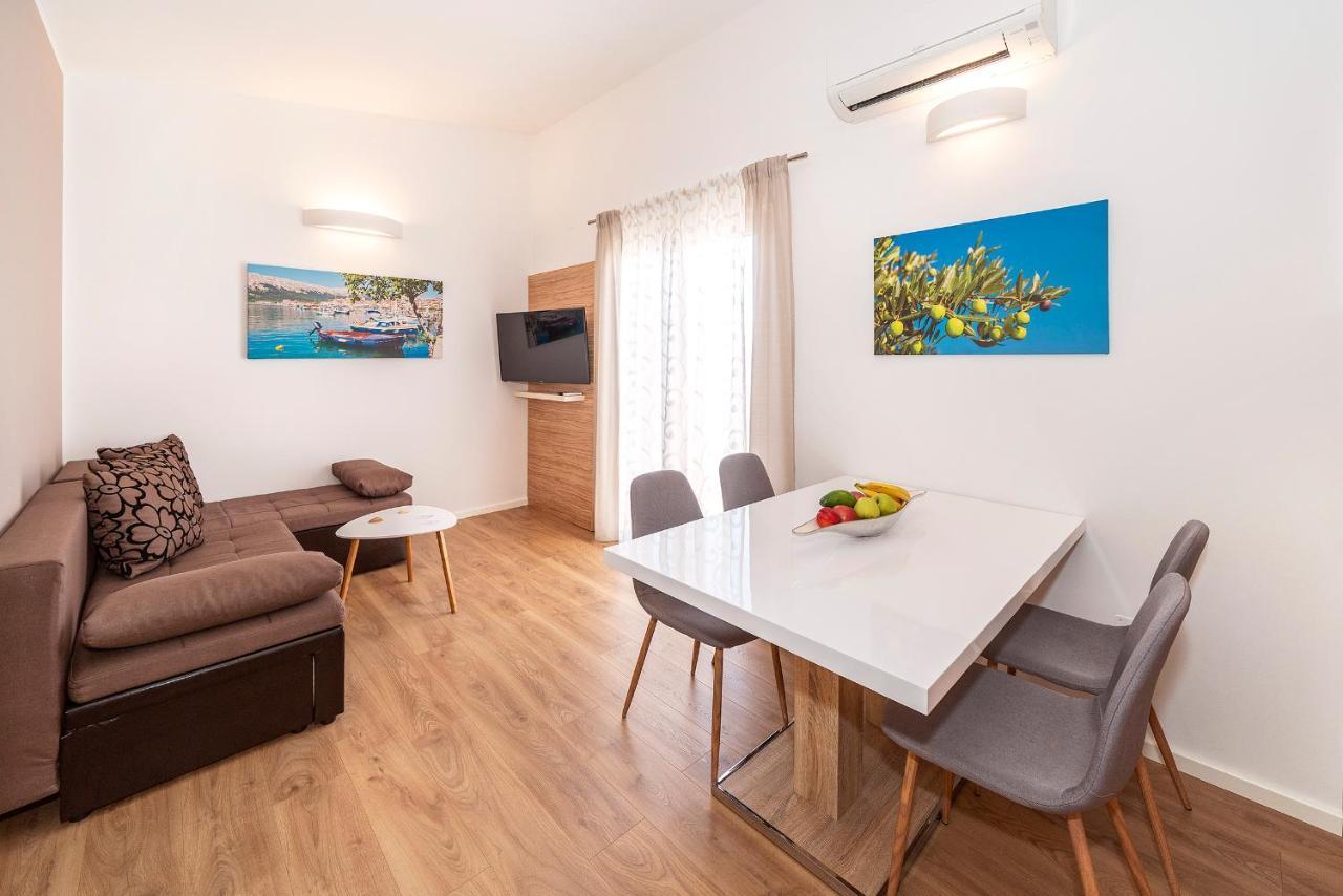 Apartments Kricin II Башка Экстерьер фото